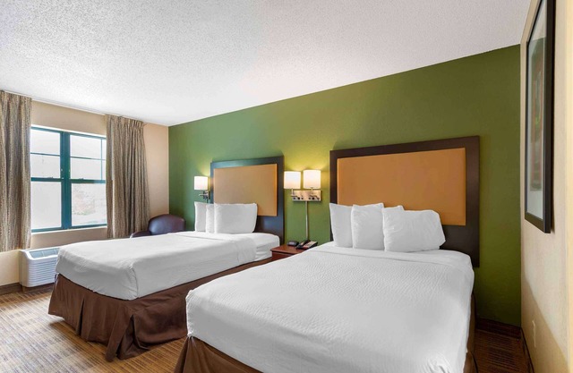 Extended Stay America Suites Atlanta Perimeter Crestline