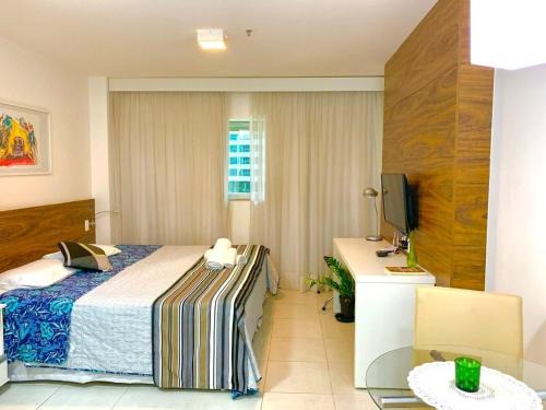 F218 CB Excelente Flat em Hotel Area Central