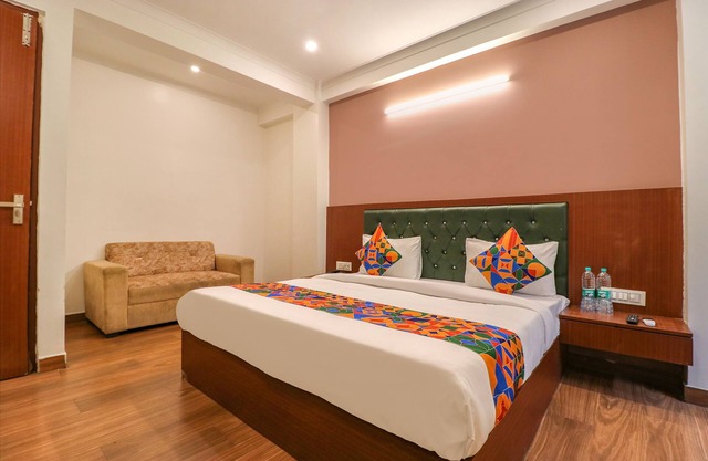 Fabhotel Lime Tree