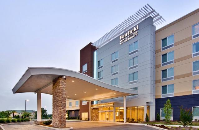 Fairfield Inn & Suites by Marriott Nashville Airport