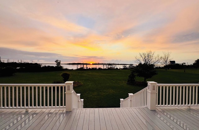 ~Sound Front Home with Private Dock~
