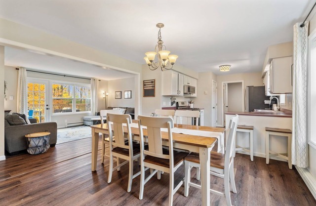 Family Friendly Retreat Close to Cornell & Ithaca. 6bedrooms 3 baths.