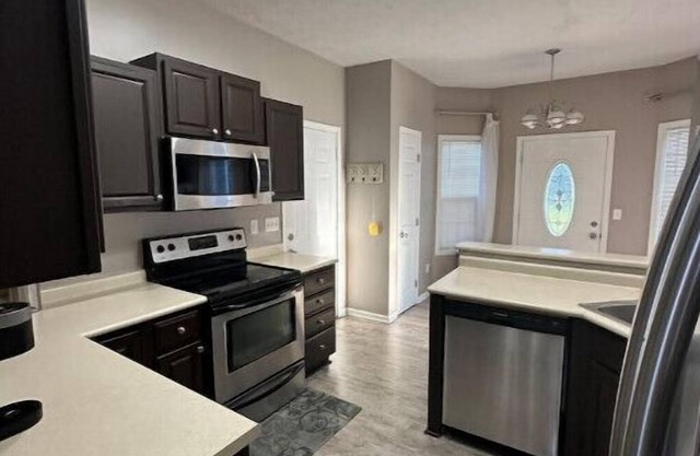 Family sized house close to everything and only 7 miles from Purdue!