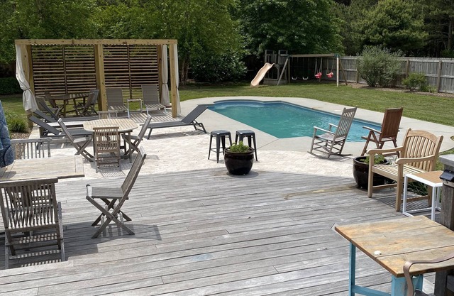 Retiro familiar con piscina enterrada en la bahía de Chesapeake y excelente golf