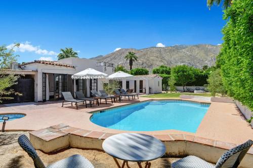 Famous Movie Colony Estate- Casa de Amigos Estate- Ultra Luxe, Pool, Spa, Firepit 4bd, 3.5bth