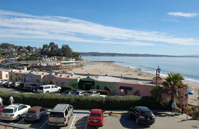 Vistas fantásticas, Beach Front Condo