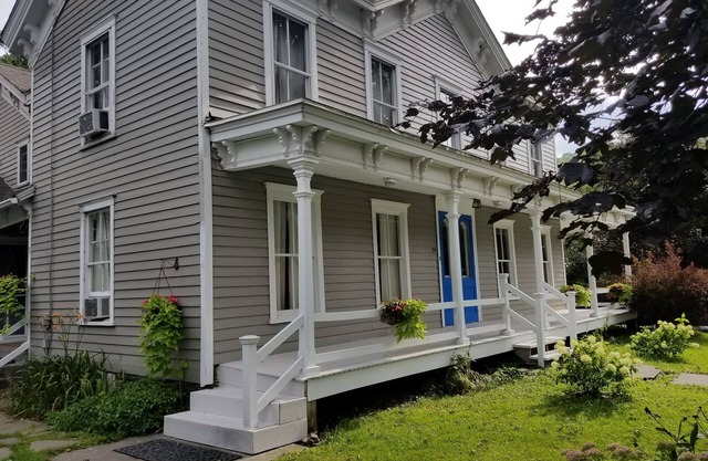 Farmhouse 4 bedrooms, 4 ensuite bathrooms, Roxbury, NY