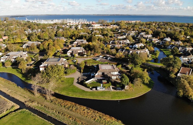 Casa para sentirse bien en Port Greve, con un hermoso jardín y mucha privacidad