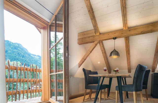 Ferienwohnung Rohrmoser - Ferienwohnung - 60 qm - Balkon Süd-west
