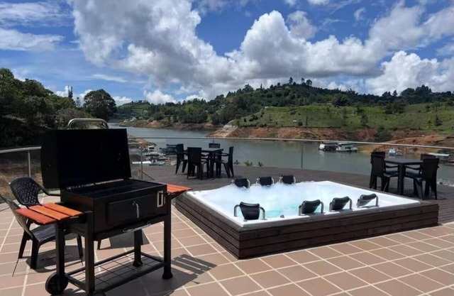 Finca San Fernando El peñol-Guatape