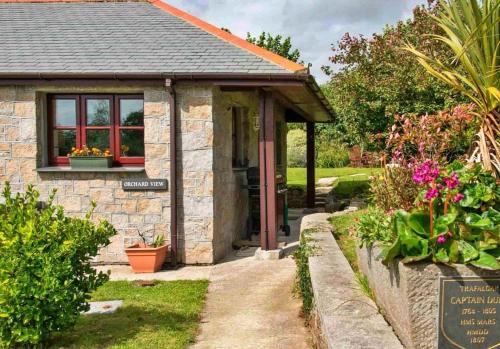 Finest Retreats - Orchard View
