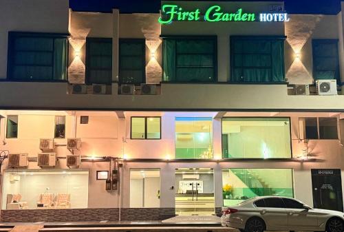 First Garden Hotel Managed By KR Cosmos Sdn Bhd