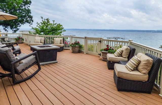 Five Gates: Lakeside Paradise! Seneca Lake Casa de lujo!
