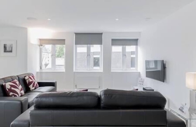 Flat 4 Walpole Court - 2 bedroom apartment