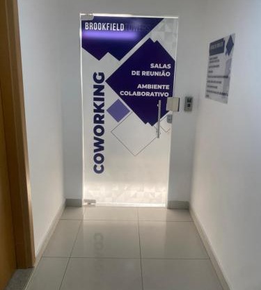 Flat Brookfield Tower 2016