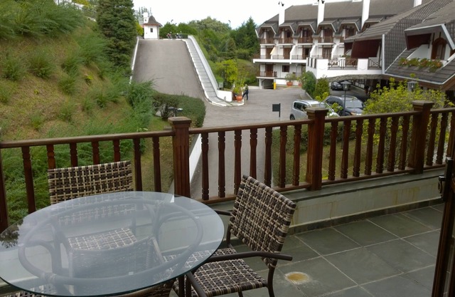 *** FLAT en la montaña para 7 personas (3 dorm.) *** PISCINA CALENTINA ***