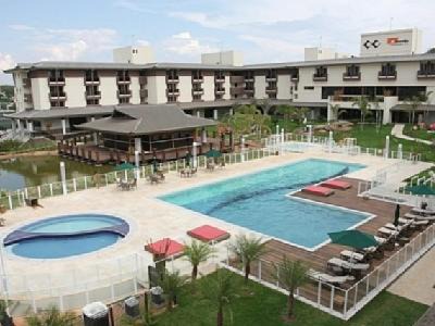 Flat Life Resort com serviço diário de limpeza