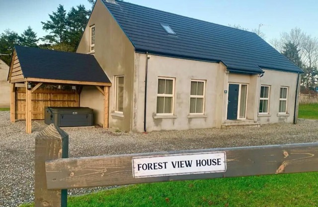 5 Star - Forest View House Private Hot Tub 9 bed