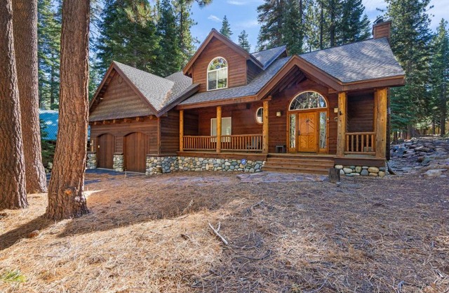 Fox Crossing at Tahoe Donner by Tahoe Getaways - 3BR Vacation Rental w Forested Views & HOA Amenities!