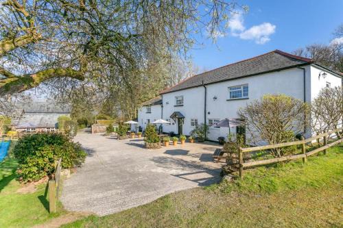 Foxglove Cottage - Bennetts Court