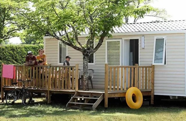 Acampar Nueva Croze **** - Casa móvil de la familia de lujo de 4 Habitaciones 6 Personas