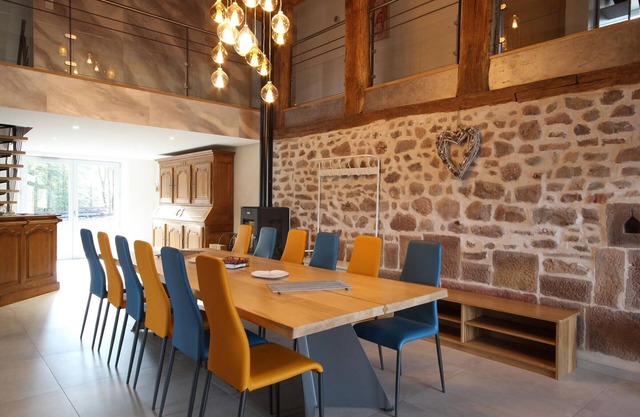 Casa Rural en el Bosque para 12 Personas