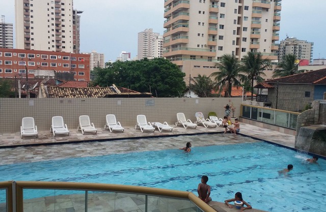 *** Piscina abierta APTO en PREDIO LUJO ** ALTO ESTÁNDAR