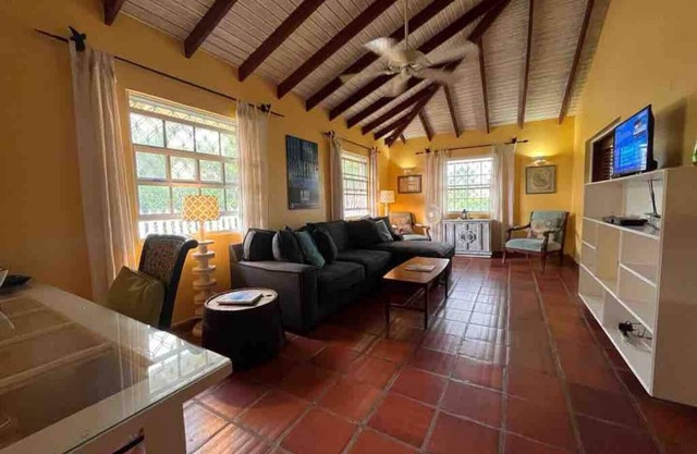 Espectacular, limpio, encantador, privado y genial para surfistas o familias.