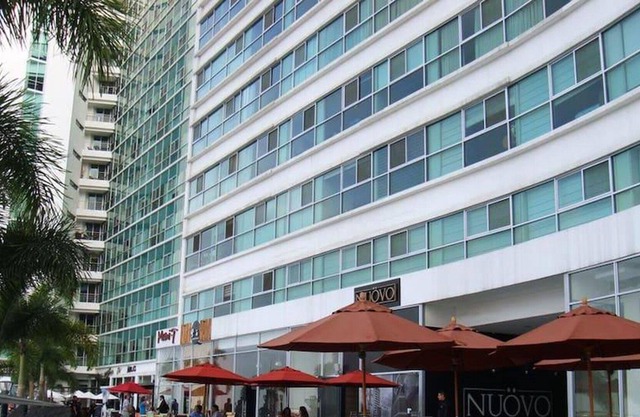 Apartamento totalmente equipado frente al rio guayaquil