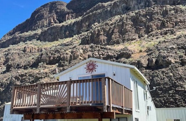Full Home on Section · Gorge Amphitheatre House, 5.4 miles from venue