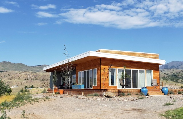 Tamaño completo 2bd 2 baños 1320sf Inicio en el magnífico Paradise Valley en Emigrant, MT