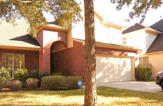 Fully Furnished 4 Bedroom Home