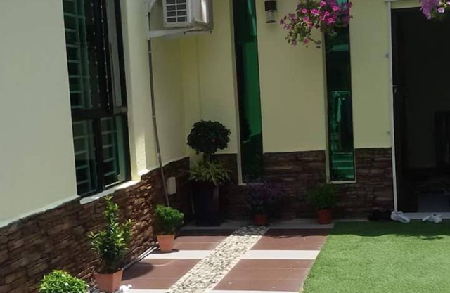 BONITA CASA TOTALMENTE AMUEBLADA CERCA DE CIUDAD Y CIUDAD