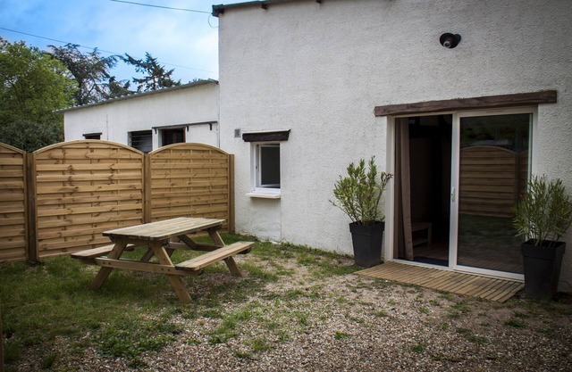 Cottage in the heart of an equestrian center