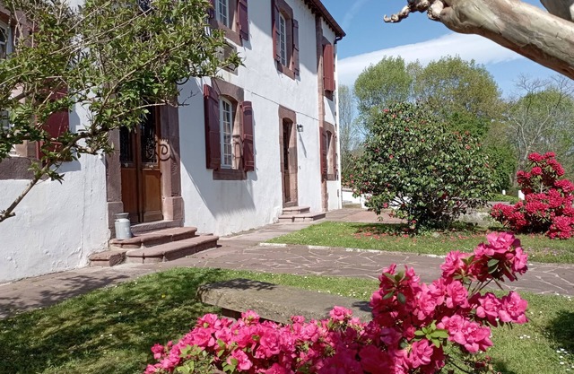 casa en St Jean Pied de Port - 110 m2 duplex - 6 personas