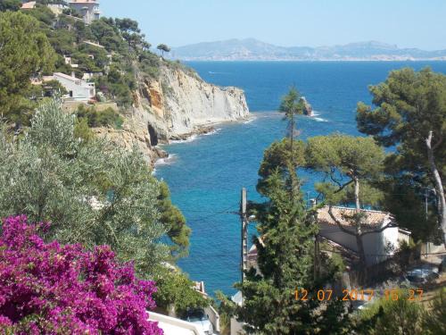 Gîte rénové Calanque La Vesse