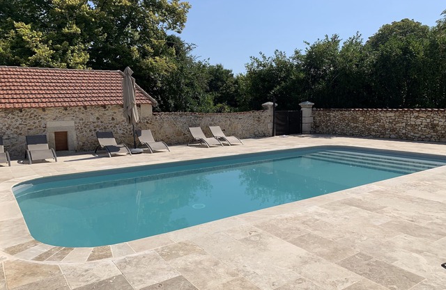 Casas rurales del Château de Monciaux: Gîte des Pommiers1 habitación, tenis, piscina