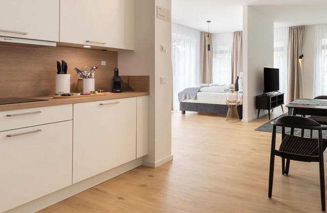 Gütersloh Eickhoffstr | Suite XL + Balcony (LT)