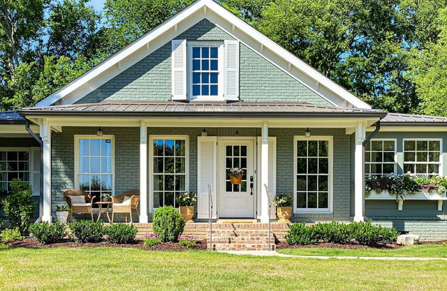 Recién renovado pintoresco Cottage Downtown Franklin Unidad B