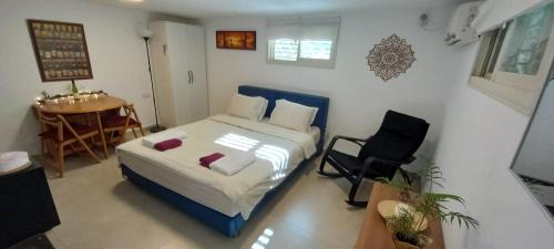 Garden of Eden Accommodation Unit in the heart of Carmel