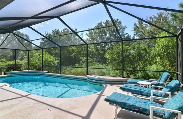 Villa de lujo con piscina y sala de juegos cerca de Disney World
