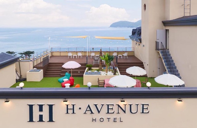 Geoje Mongdol Beach H Avenue Hotel