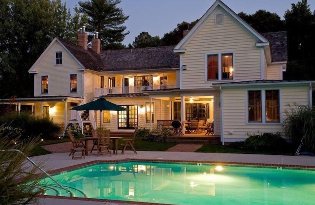 George Brooks House B&B