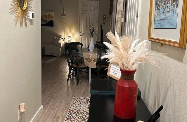 Getaway in desirable Estrella Mountain Ranch in Goodyear, near BALLPARK & NASCAR