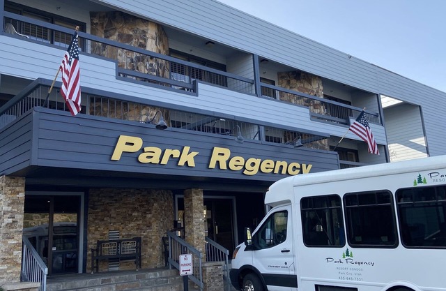 GetAways at Park Regency Resort