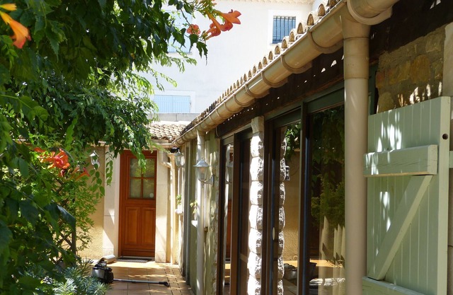 Gîte l Oliveraie para 2 personas o familia con 2 niños pequeños.