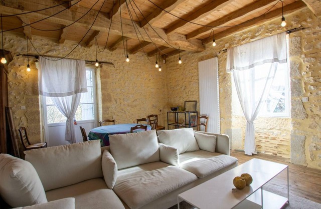 Casa rural Saint-Pierre-de-Chignac, 2 dormitorios, 5 personas