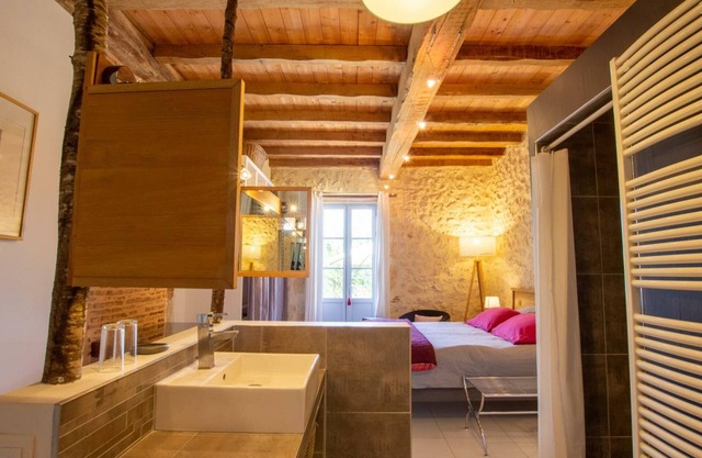 Casa rural Saint-Pierre-de-Chignac, 4 dormitorios, 8 personas