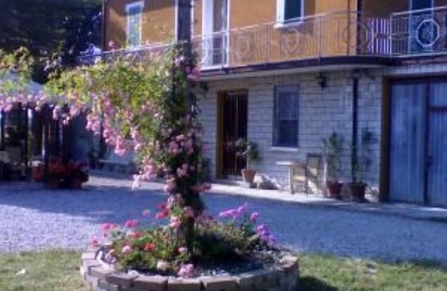 Apartamento en el campo a 2 km del mar.