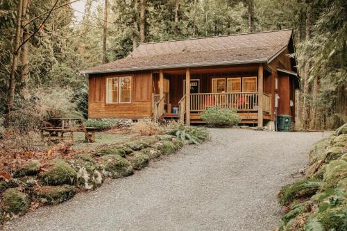 Glacier Springs Cabin 95 - Hot Tub - Wifi